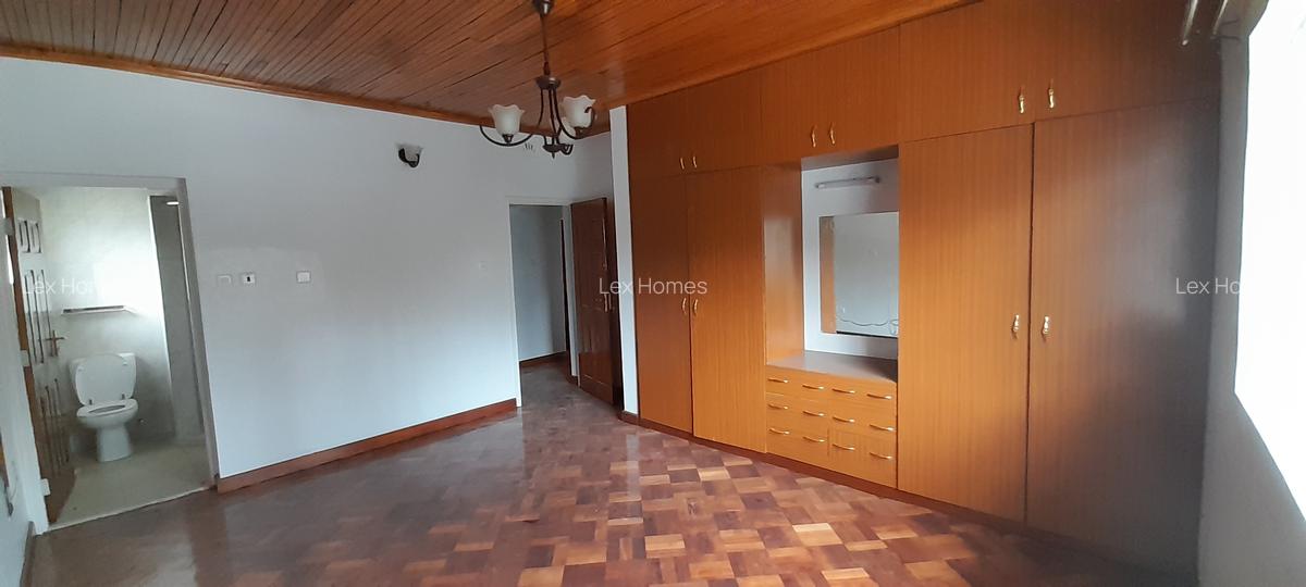 4 Bed House with En Suite at Merisho Road - 16