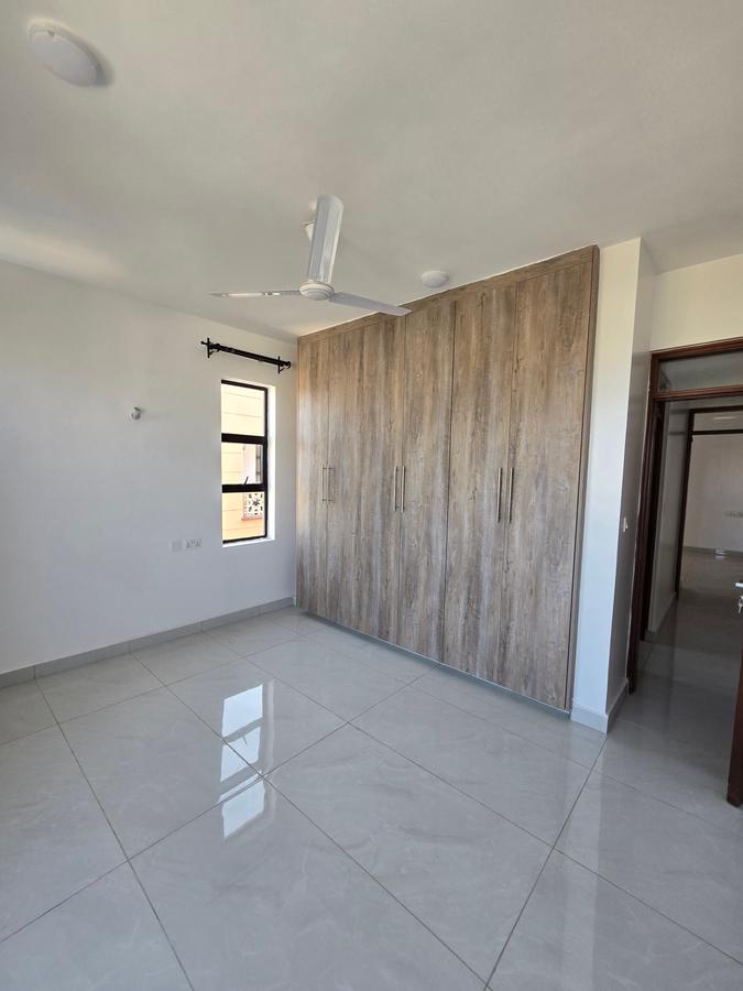 4 Bed Apartment with En Suite in Nyali Area - 13