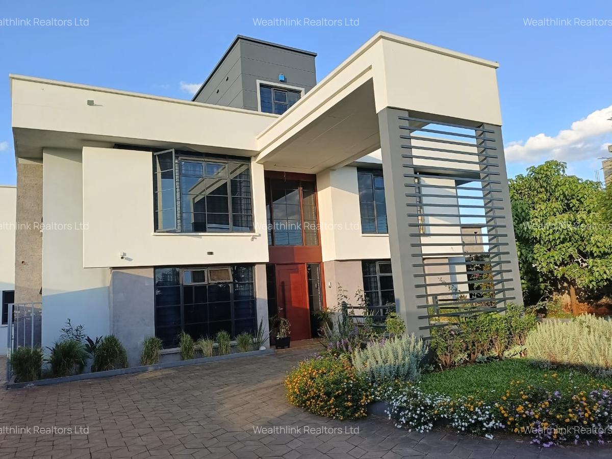 5 Bed House with En Suite at Runda - 4