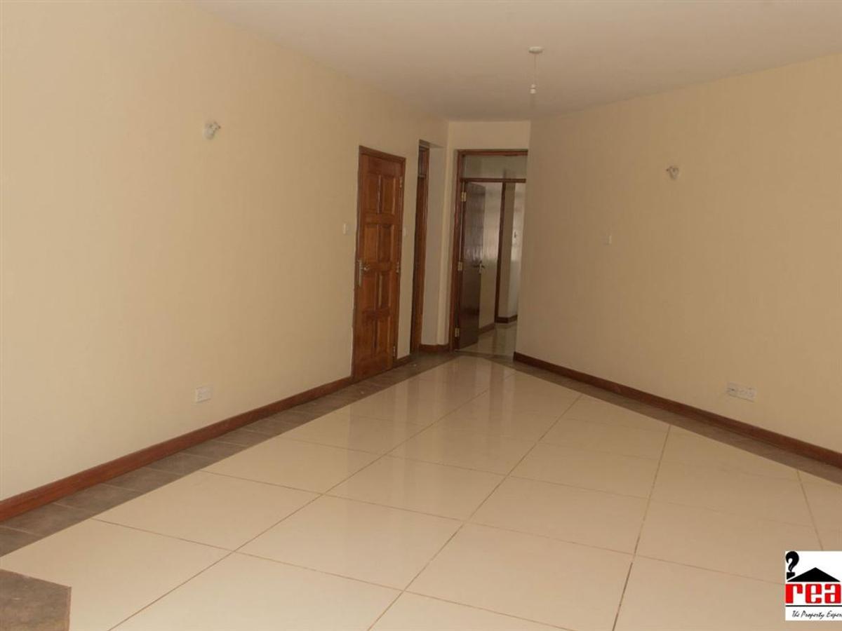 2 Bed Apartment with En Suite in Kilimani - 15