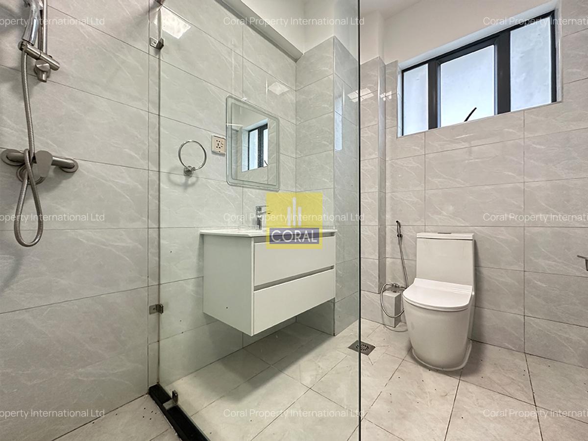 4 Bed Apartment in Kilimani - 9