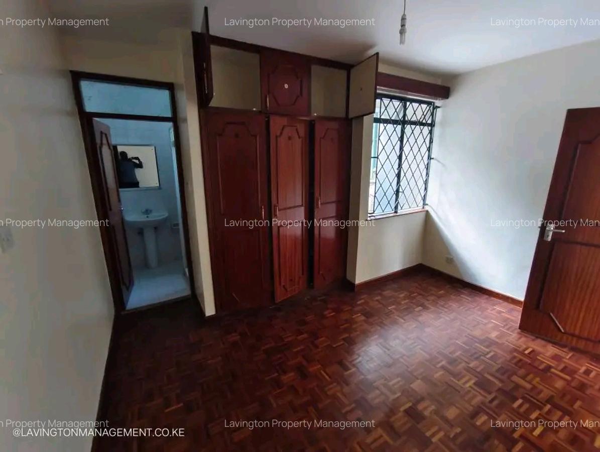 4 Bed Townhouse with En Suite at Lavington Green - 11