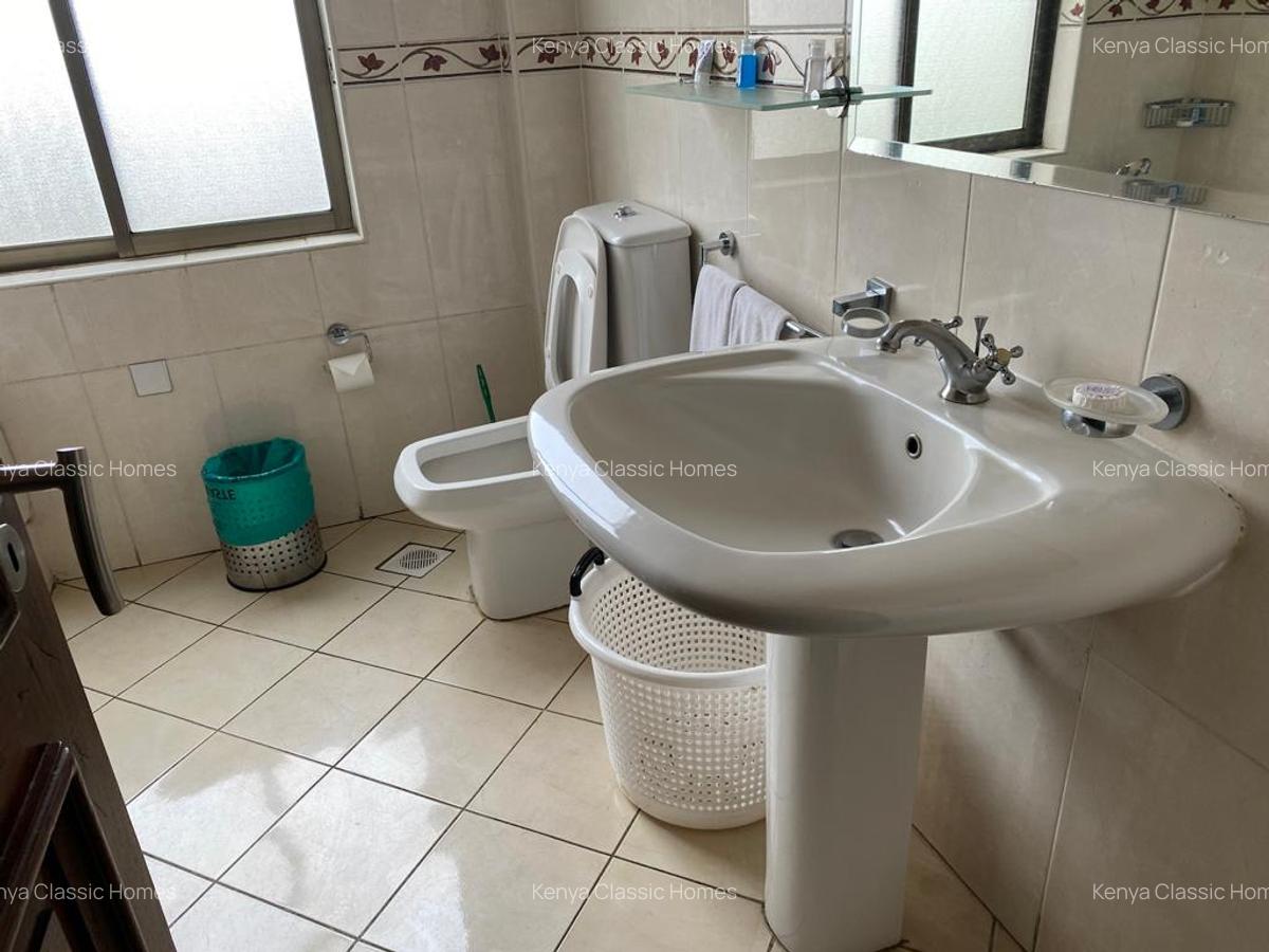 1 Bed Apartment with En Suite at Milimani - 2