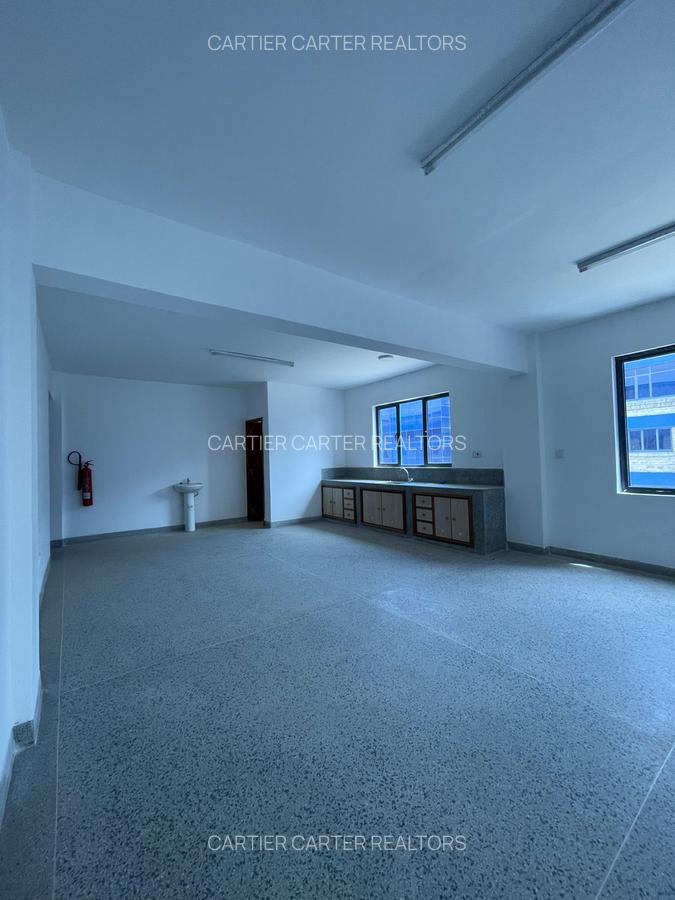 Warehouse with Service Charge Included in Mombasa Road - 8
