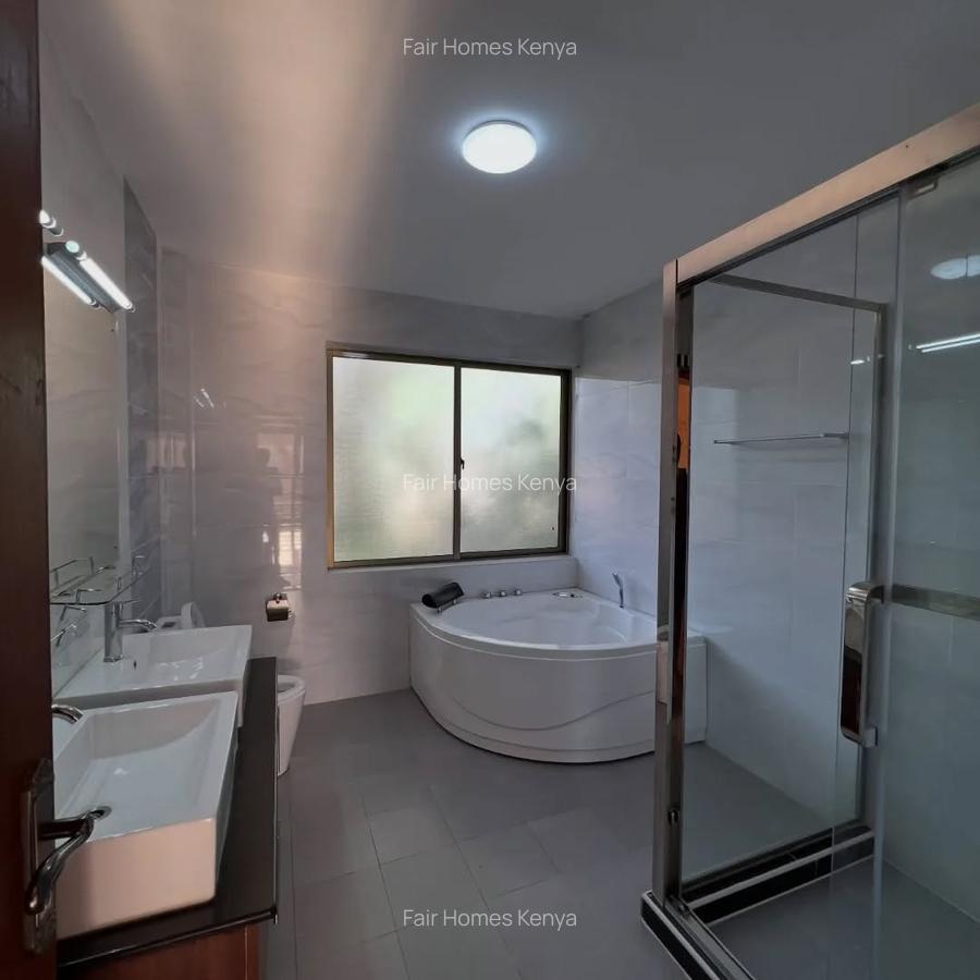 5 Bed Townhouse with En Suite at Chalbi Drive - 7