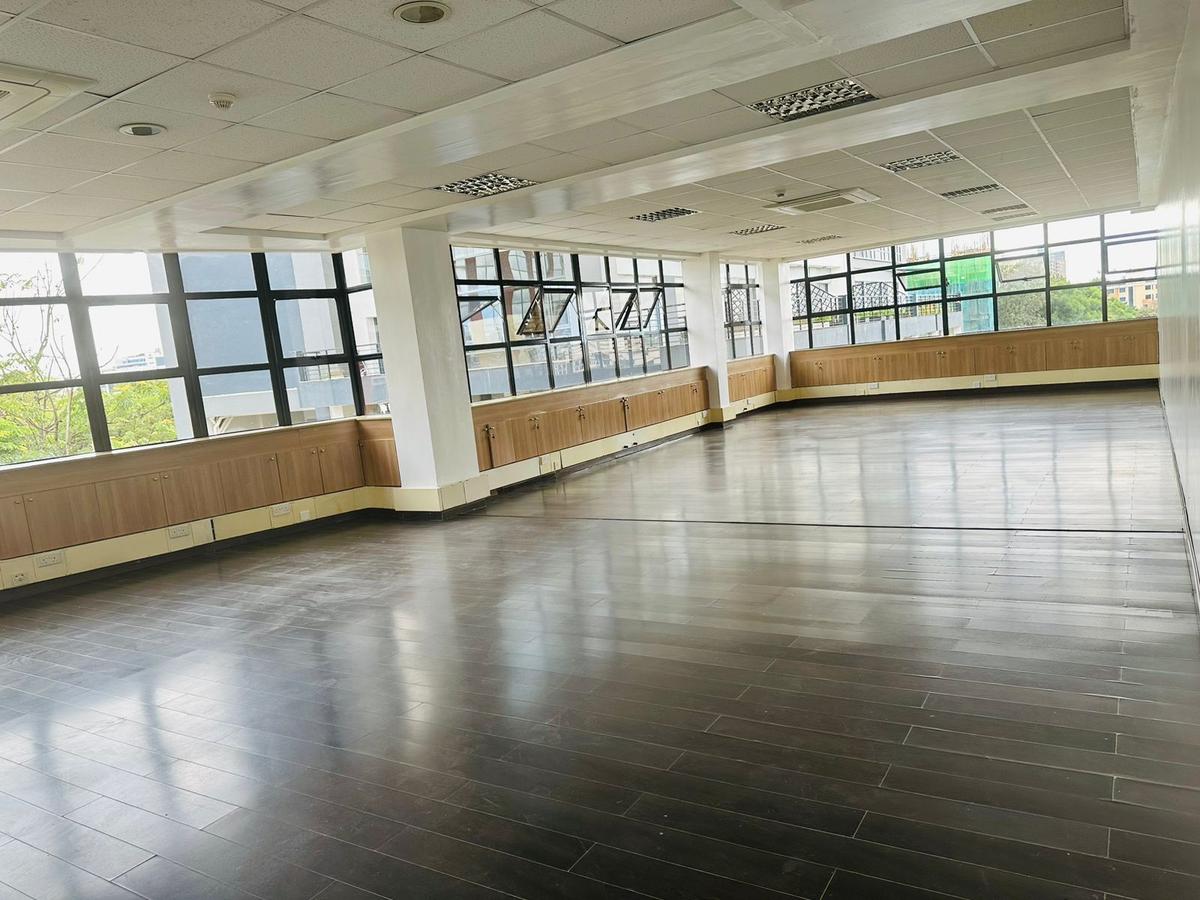 1,700 ft² Commercial Property with Service Charge Included at Westlands - 6