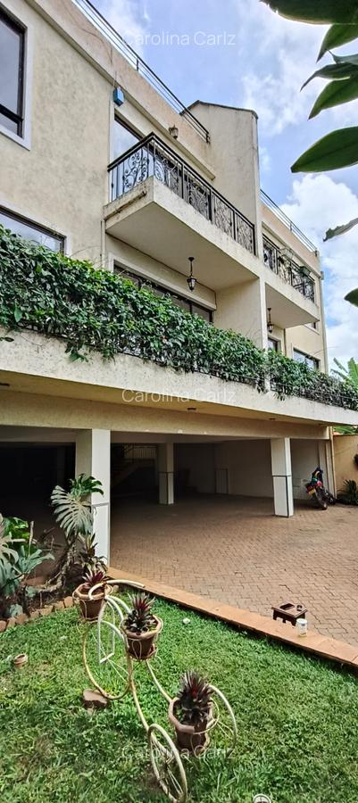 3 Bed Townhouse with En Suite at Nyari - 1