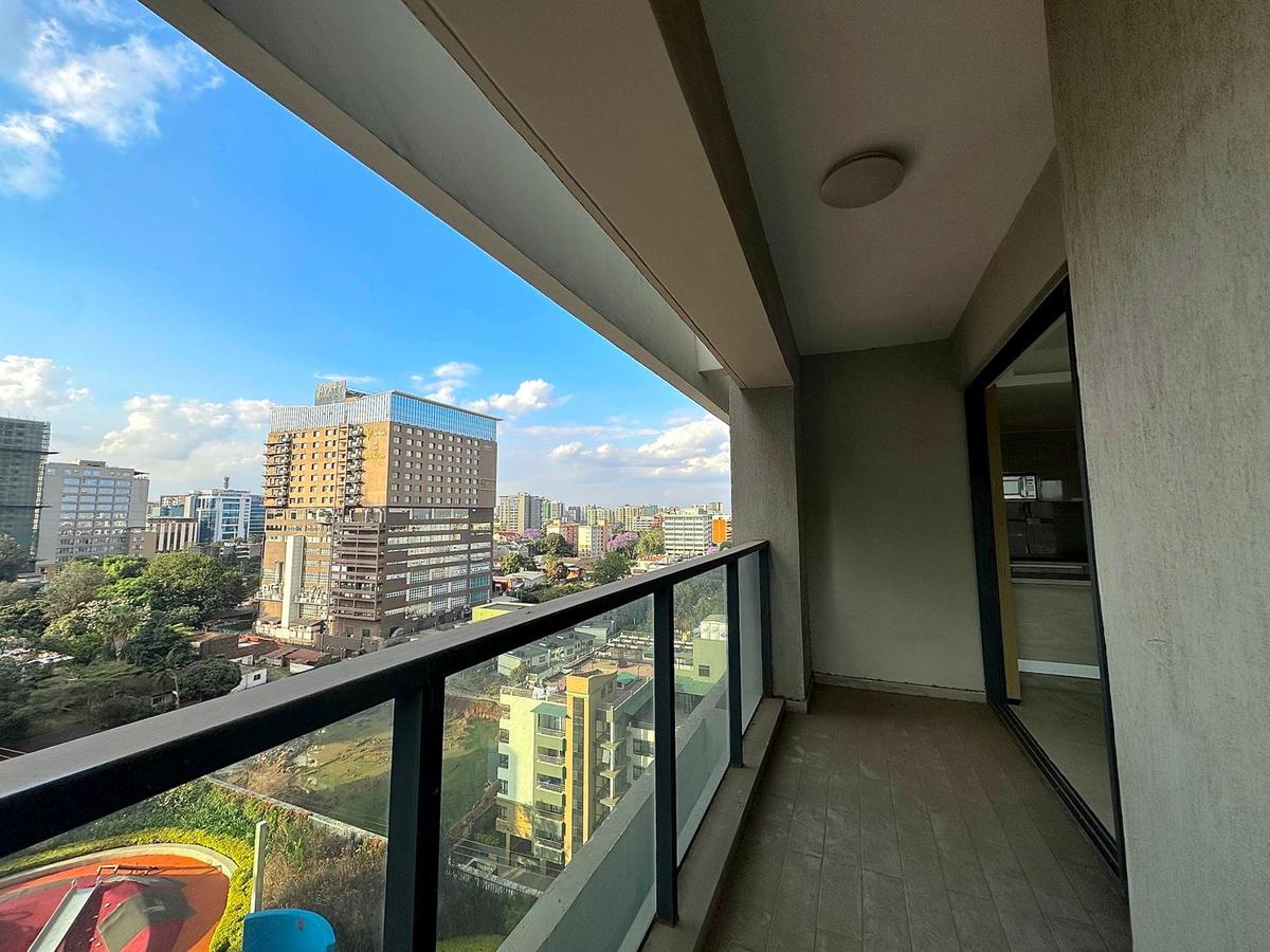 2 Bed Apartment with En Suite at Westlands - 12