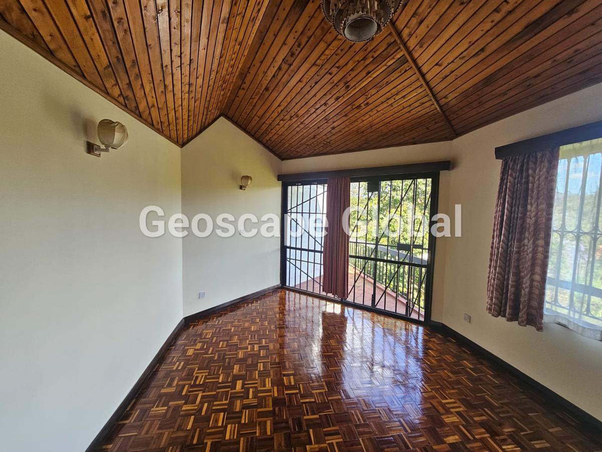 5 Bed House with En Suite in Gigiri - 11