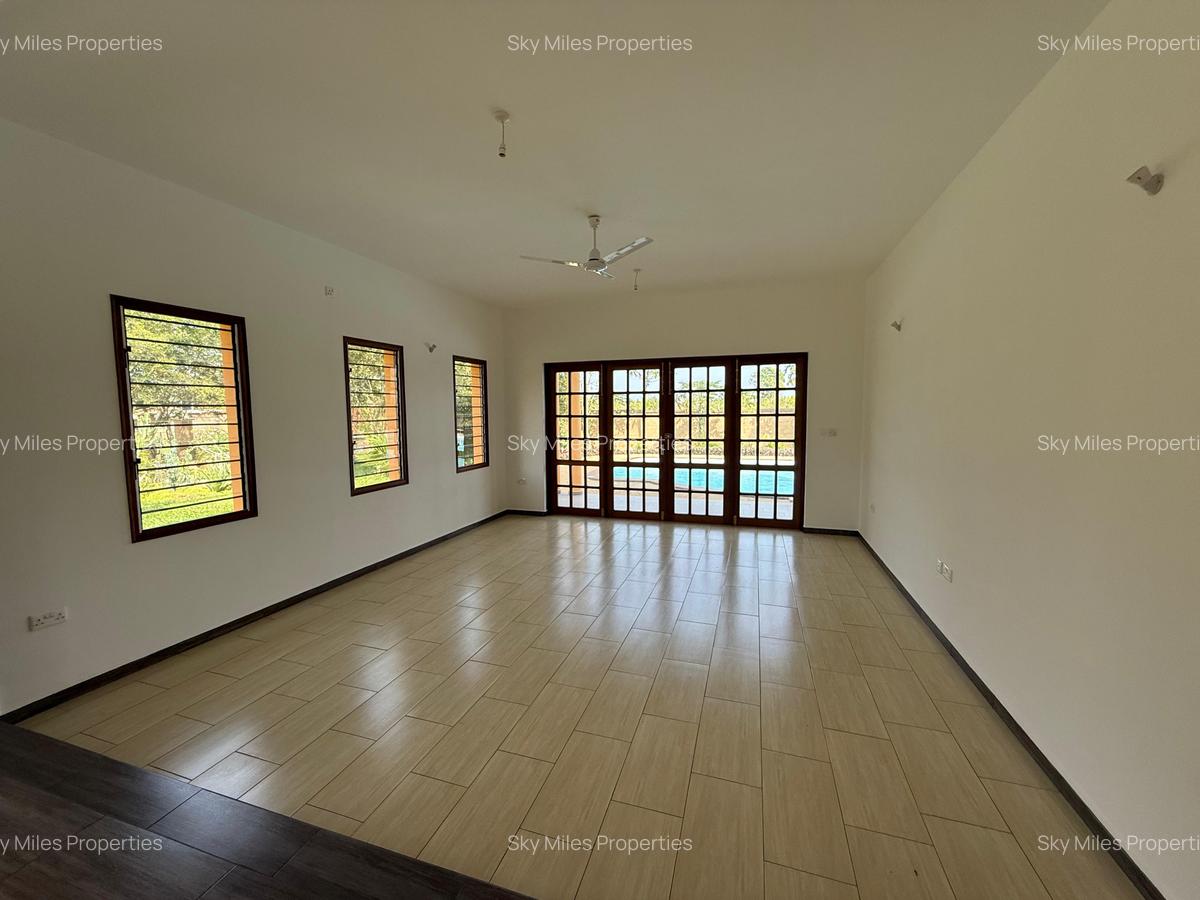 3 Bed Villa with En Suite at Ukunda - 17