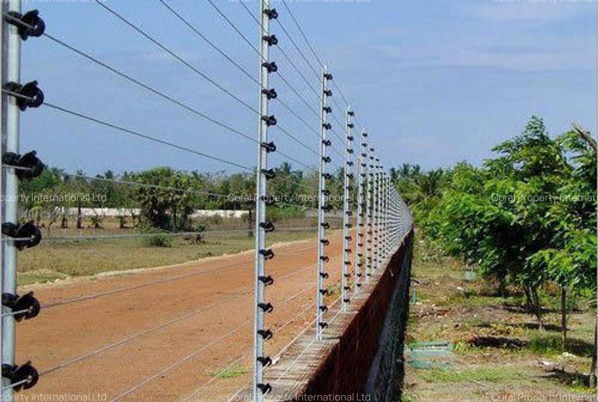 Warehouse with Parking in Ruiru - 8