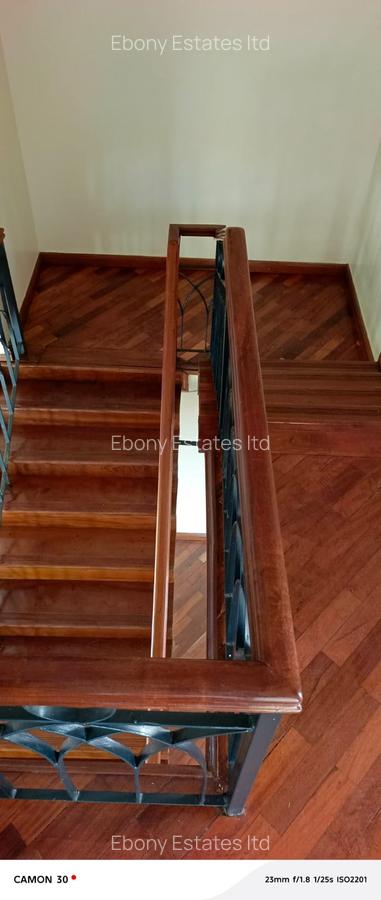 4 Bed Townhouse with En Suite in Lavington - 5