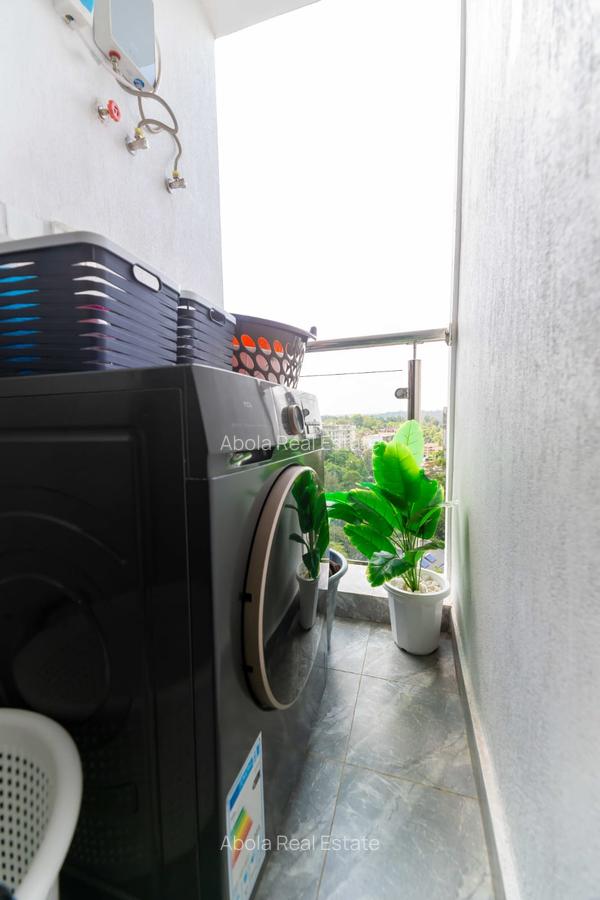 Serviced 1 Bed Apartment with En Suite in Riverside - 2