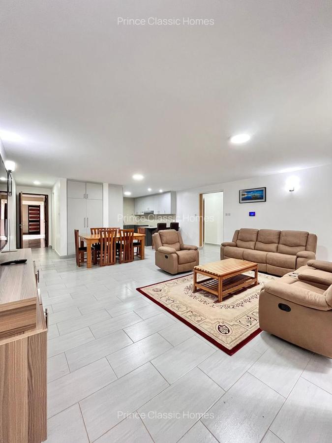 3 Bed Apartment with En Suite in Lavington - 9