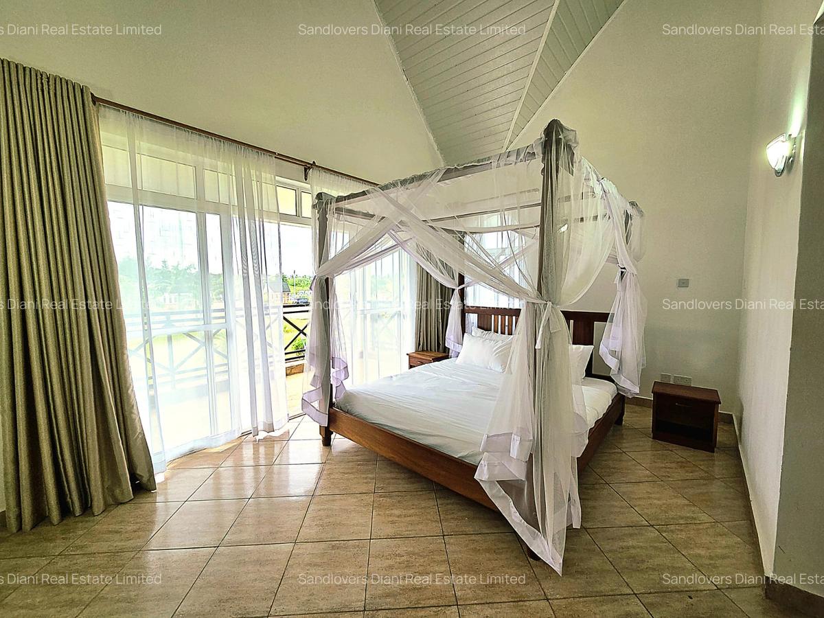 3 Bed Villa with En Suite in Diani - 12