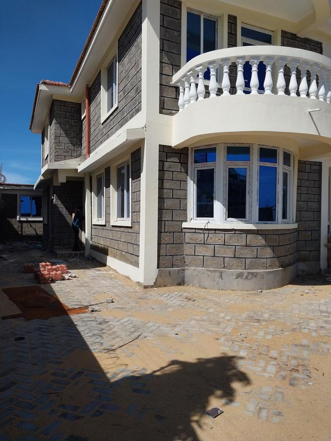 4 Bed House with En Suite at Utange - 7