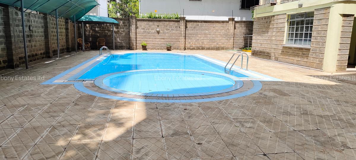 2 Bed Apartment with Swimming Pool at Cotton Avenue - 16