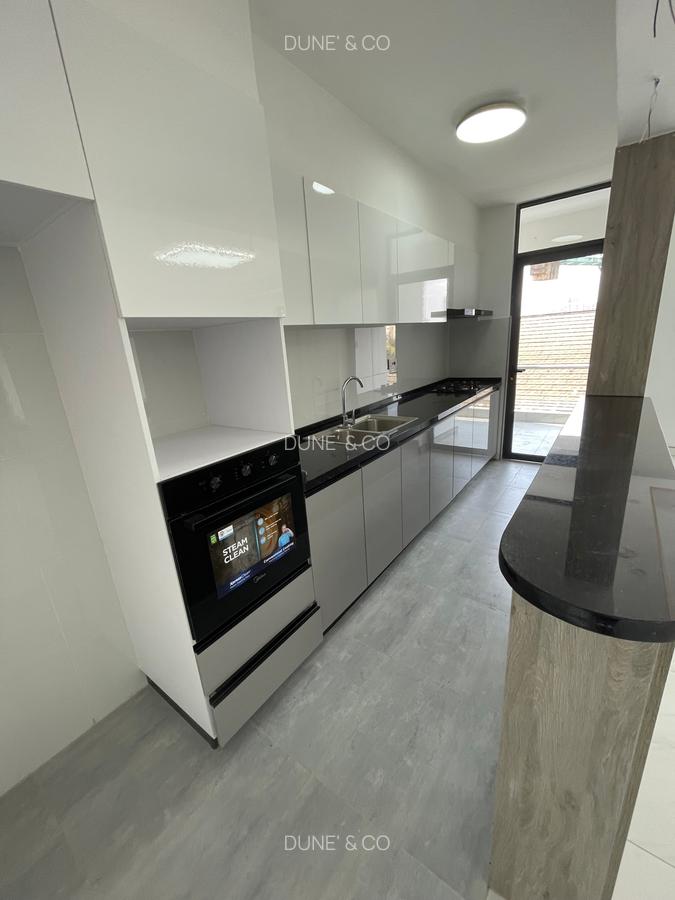 2 Bed Apartment with En Suite in Kilimani - 8