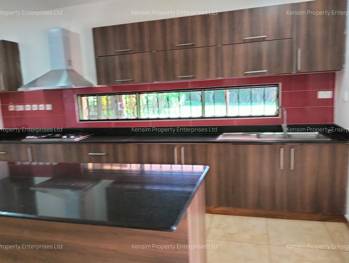 4 Bed Townhouse with En Suite in Runda - 5