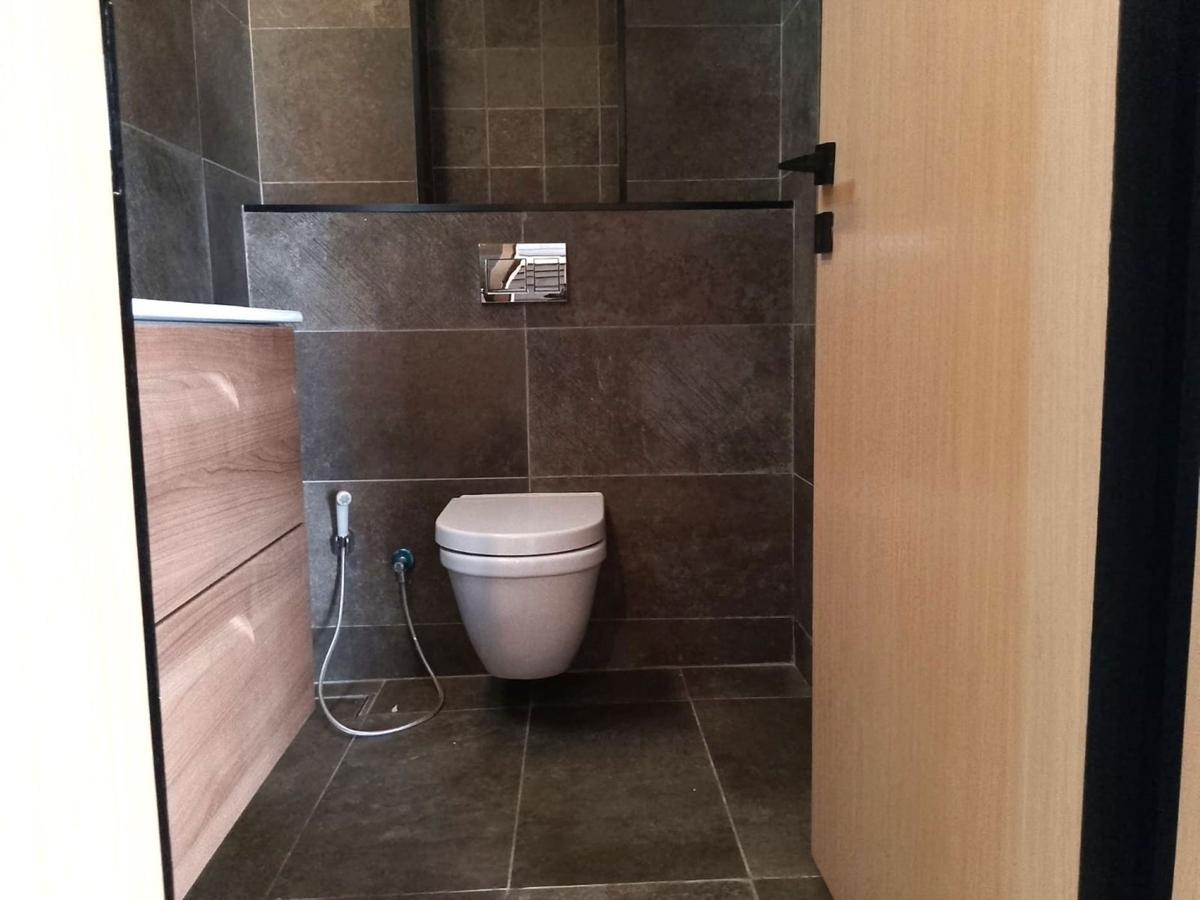 3 Bed Apartment with En Suite in Kilimani - 6