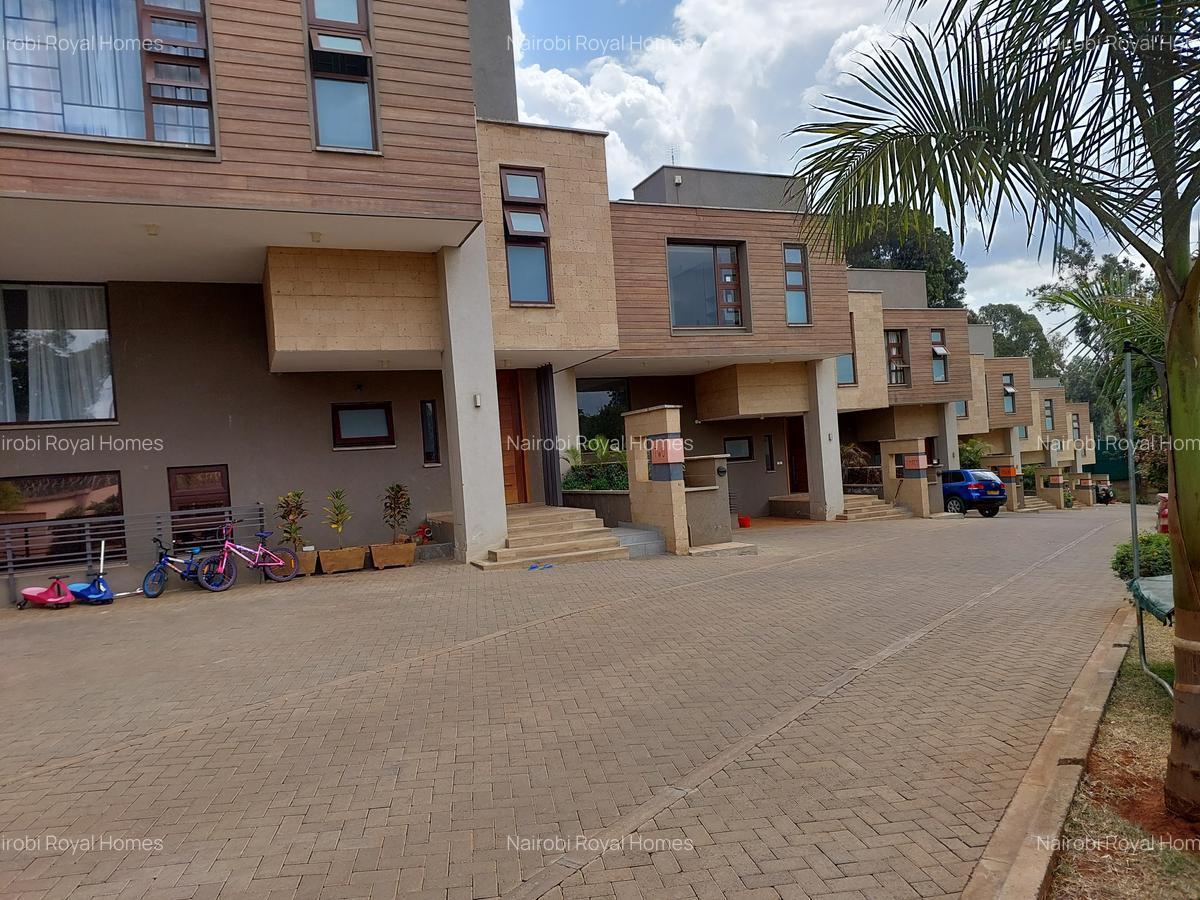 5 Bed Townhouse with En Suite at Chalbi Drive - 8