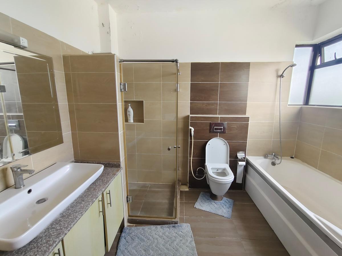 Serviced 3 Bed Apartment with En Suite in Kilimani - 9