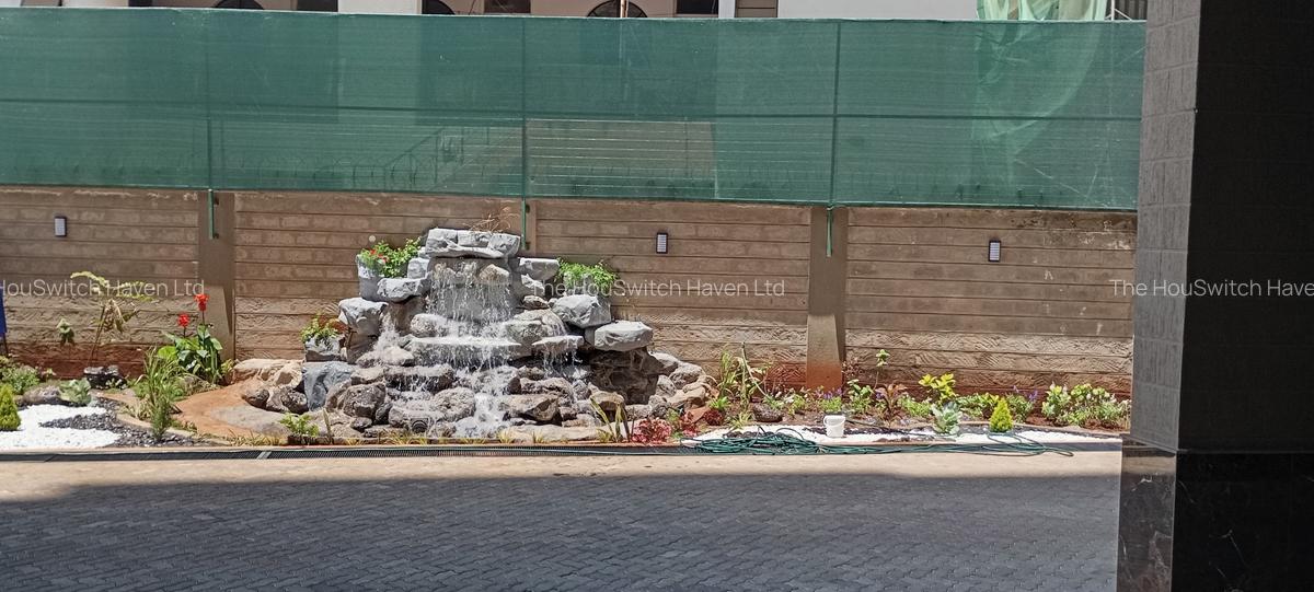 1 Bed Apartment with En Suite in Brookside - 10