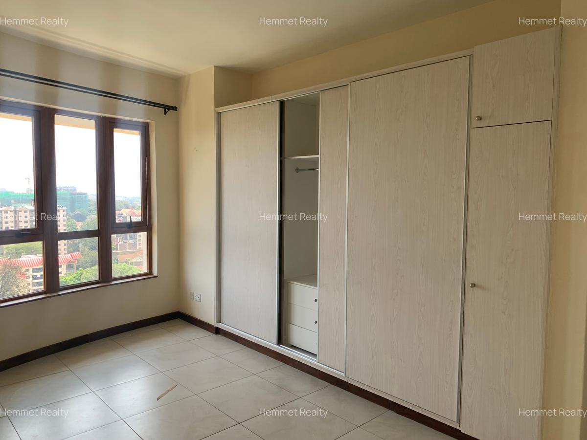 5 Bed Apartment with En Suite in Lavington - 8