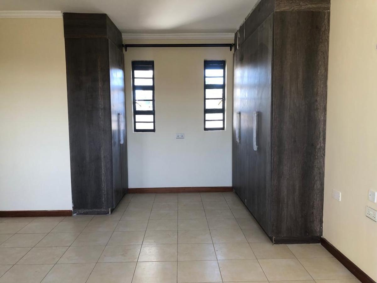 4 Bed Villa with En Suite at Mombasa Road - 5