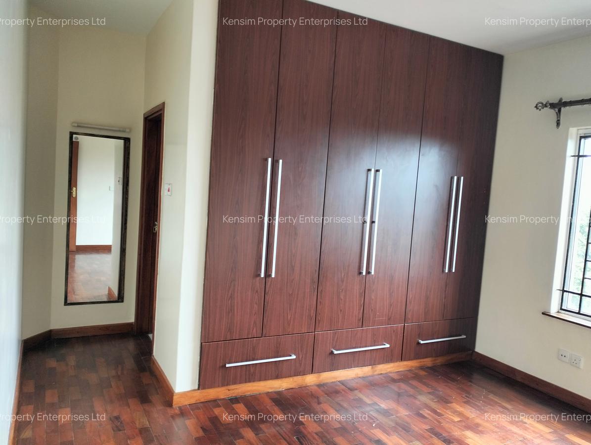 3 Bed Apartment with En Suite in Westlands Area - 14