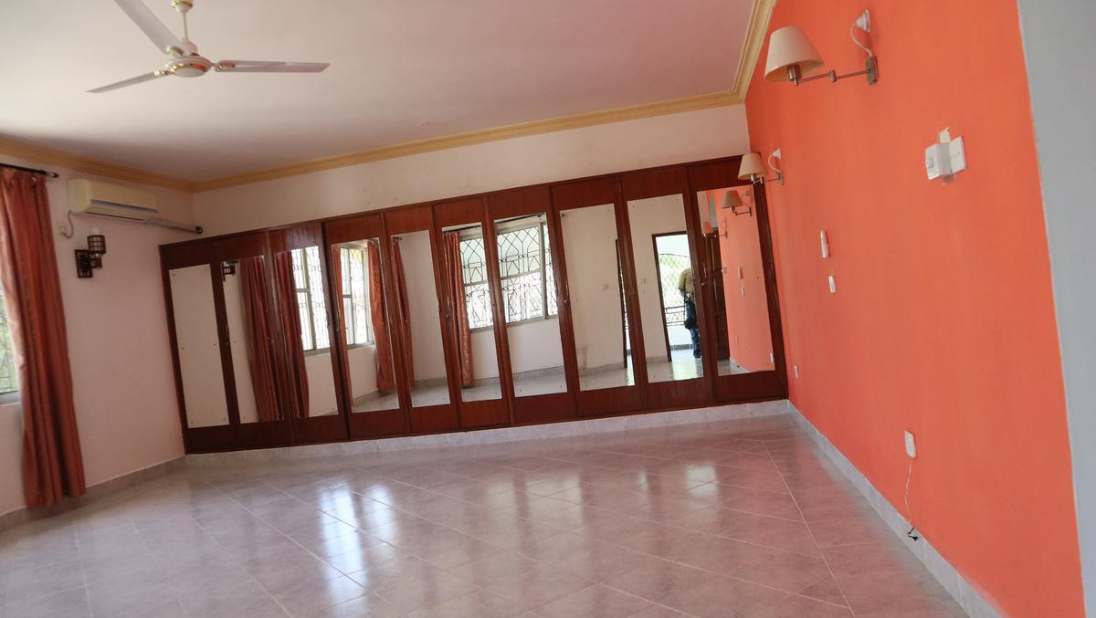 4 Bed Townhouse with En Suite at Nyali - 11