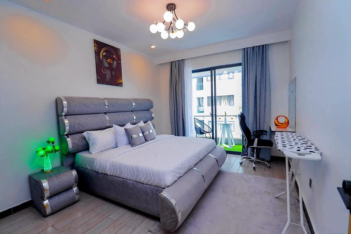 Furnished 1 Bed Apartment with En Suite at Wood Avenue - 7