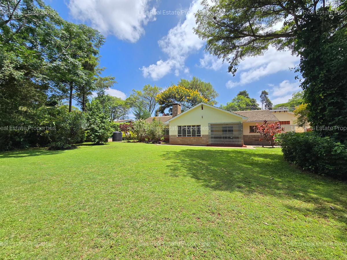 4 Bed House with En Suite in Runda - 1