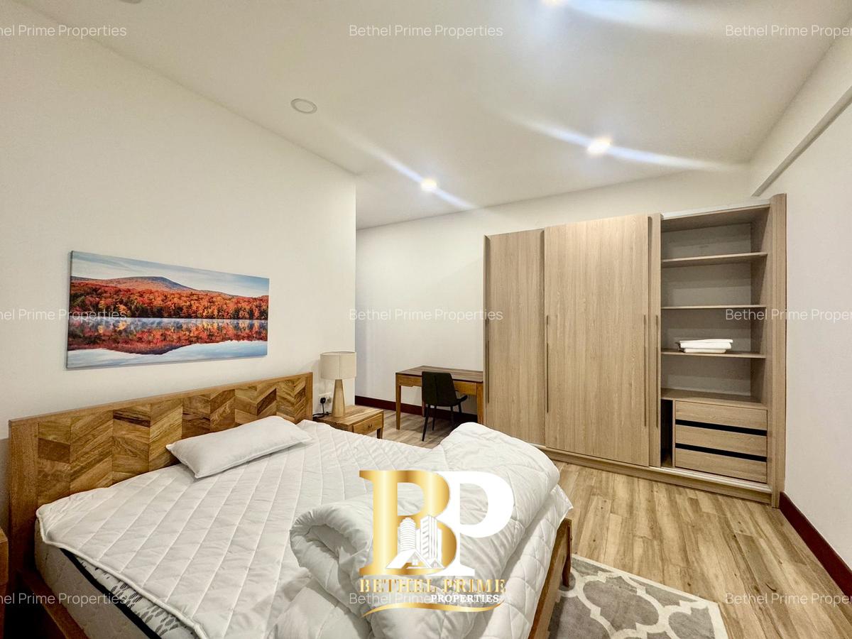 Serviced 2 Bed Apartment with En Suite in Parklands - 8