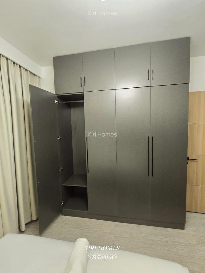 Serviced 2 Bed Apartment with Swimming Pool in Kilimani - 13