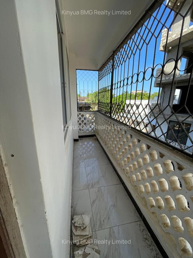 Serviced 3 Bed Apartment with En Suite in Nyali Area - 7
