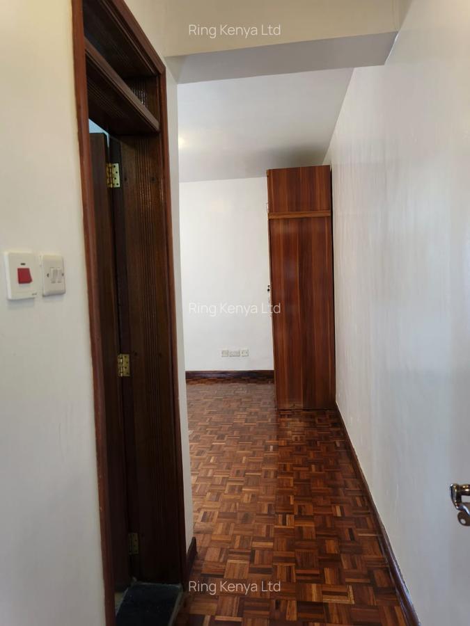 3 Bed Apartment with En Suite in Kilimani - 10