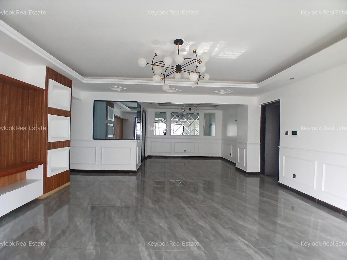 4 Bed Apartment with En Suite at Othaya Road - 2