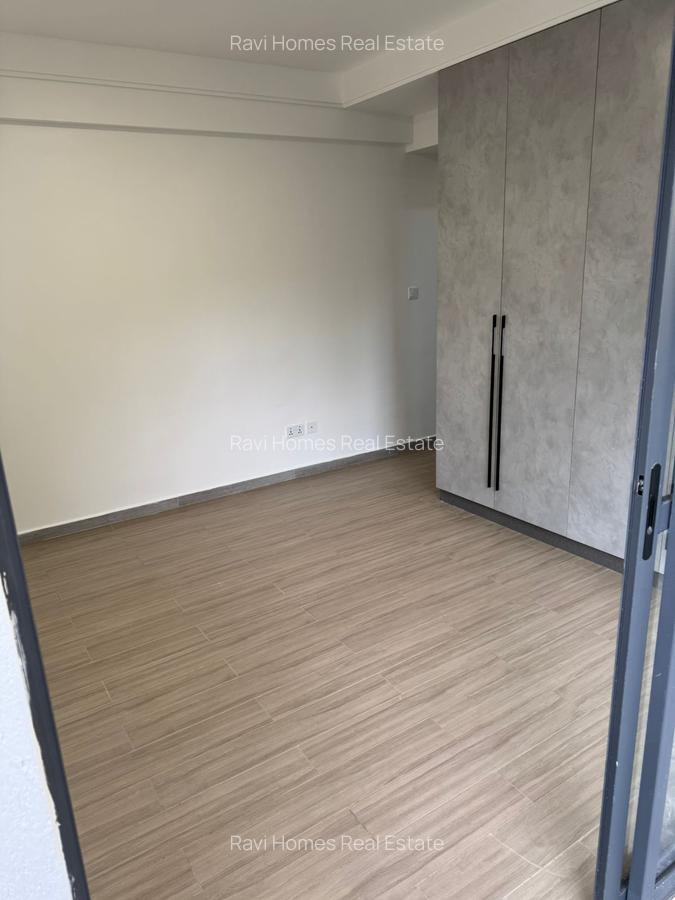 2 Bed Apartment with En Suite at Riverside Drive - 6