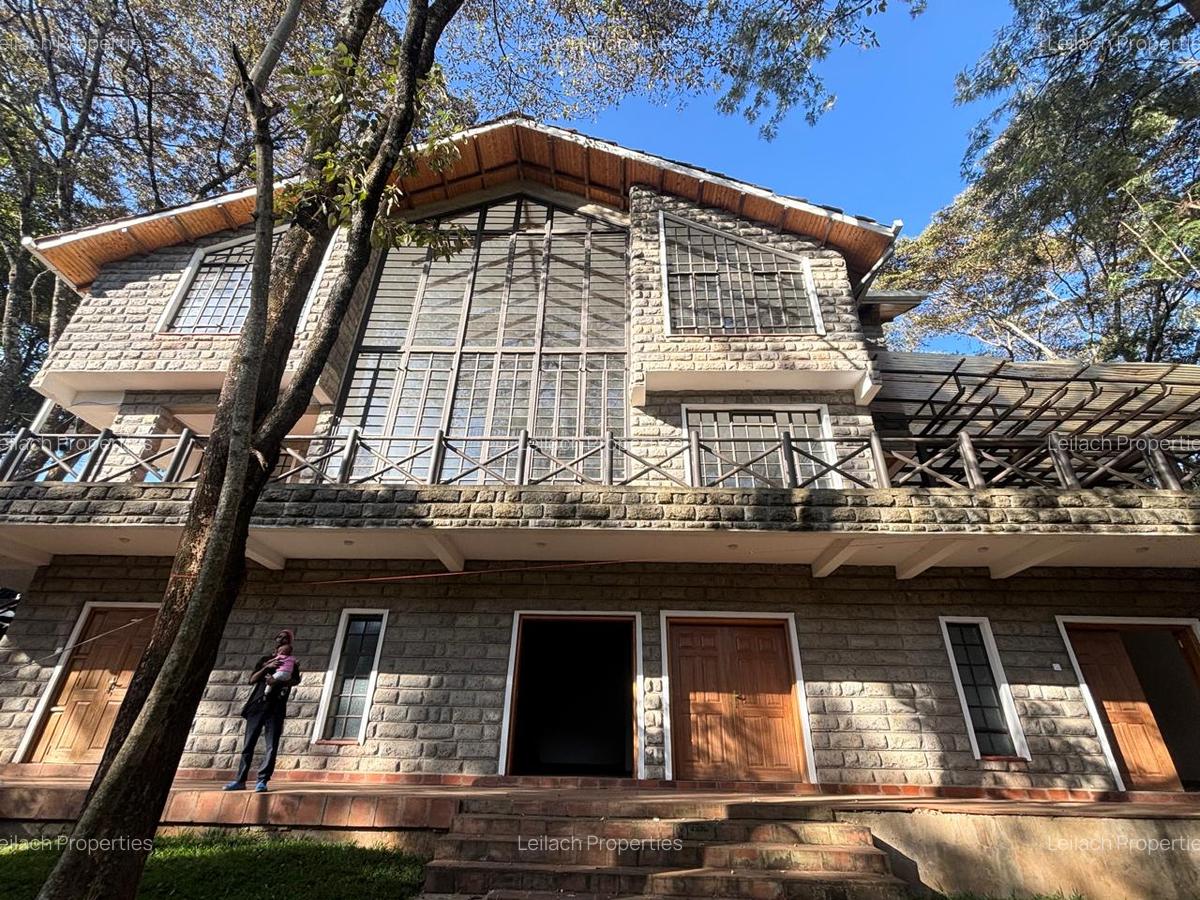 6 Bed House with En Suite in Karen - 1