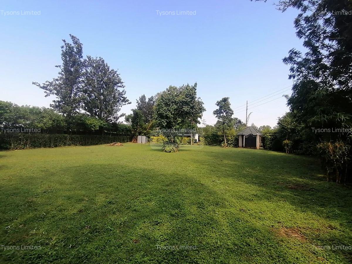2,792 m² Land in Kisumu - 1