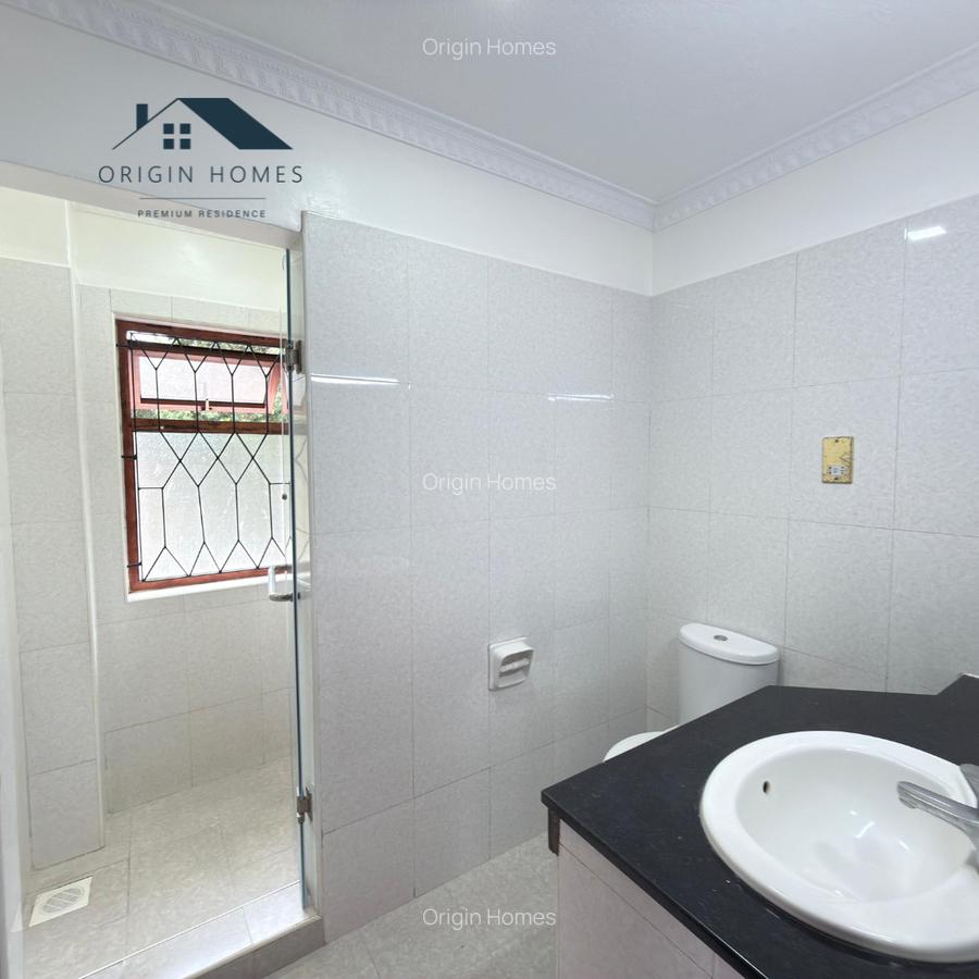 5 Bed House with En Suite at Runda - 19