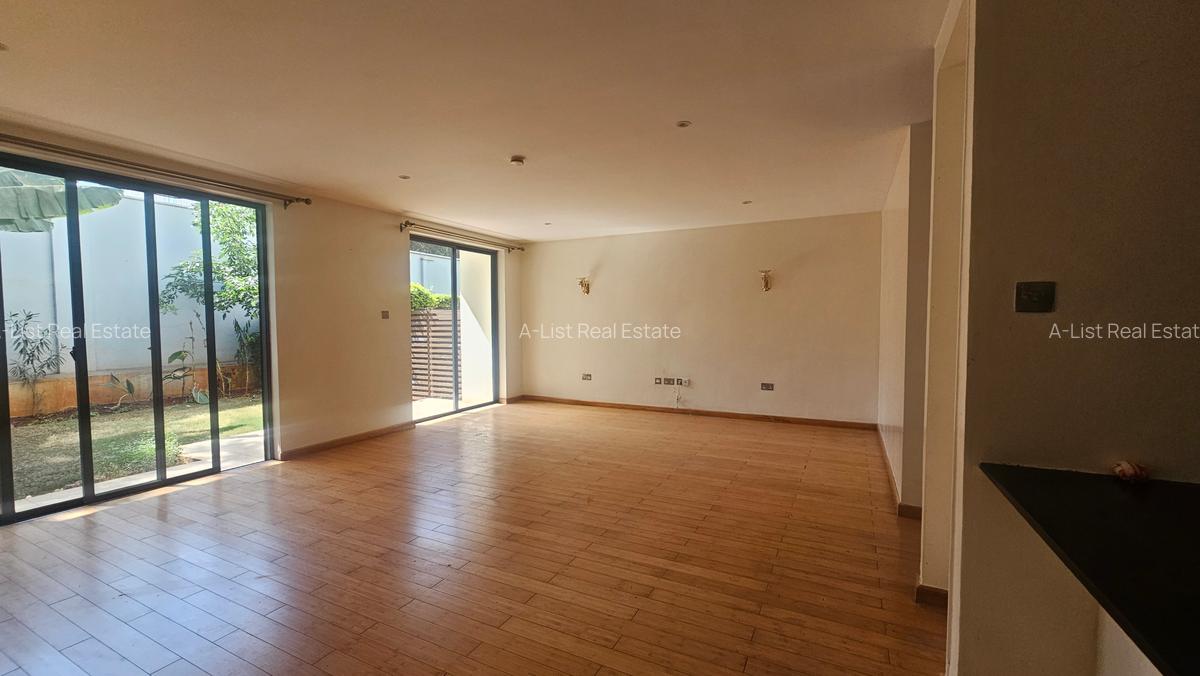 4 Bed Townhouse with En Suite at Garden City - 1