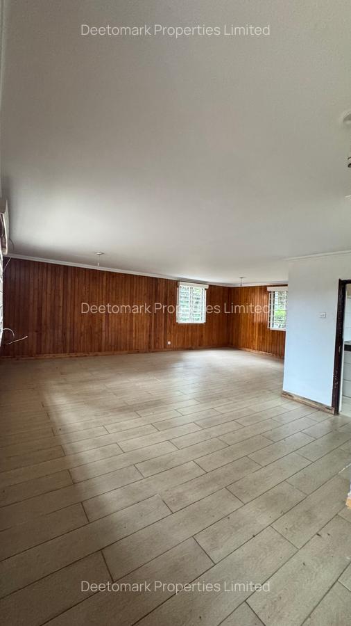 3 Bed House with En Suite at University Road - 7