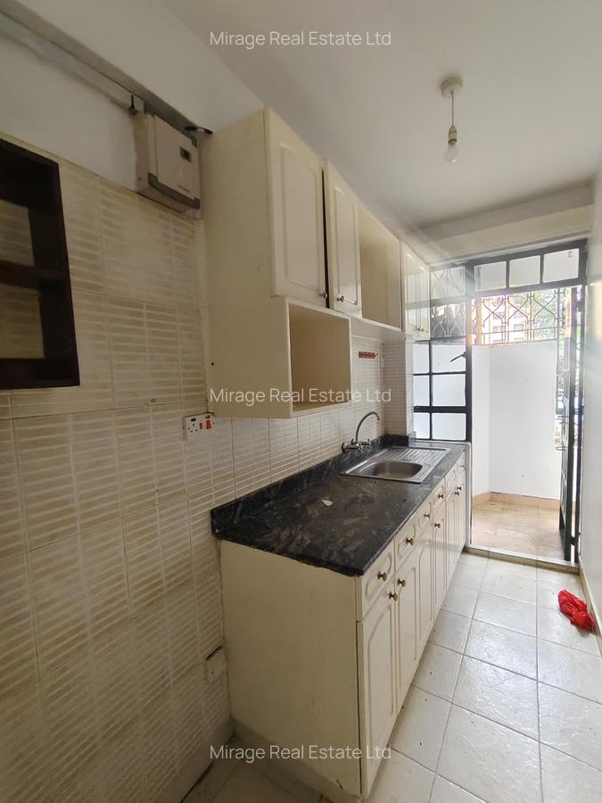 1 Bed Apartment with En Suite in Kilimani - 8