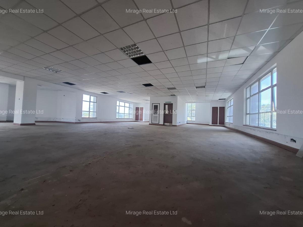 5,000 m² Office with Service Charge Included in Westlands Area - 1