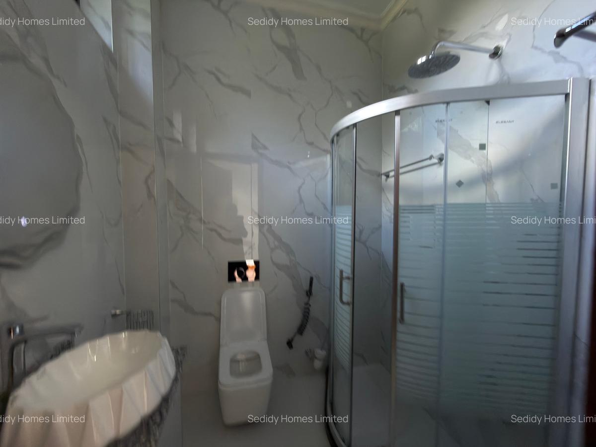 6 Bed Villa with En Suite in Karen - 9
