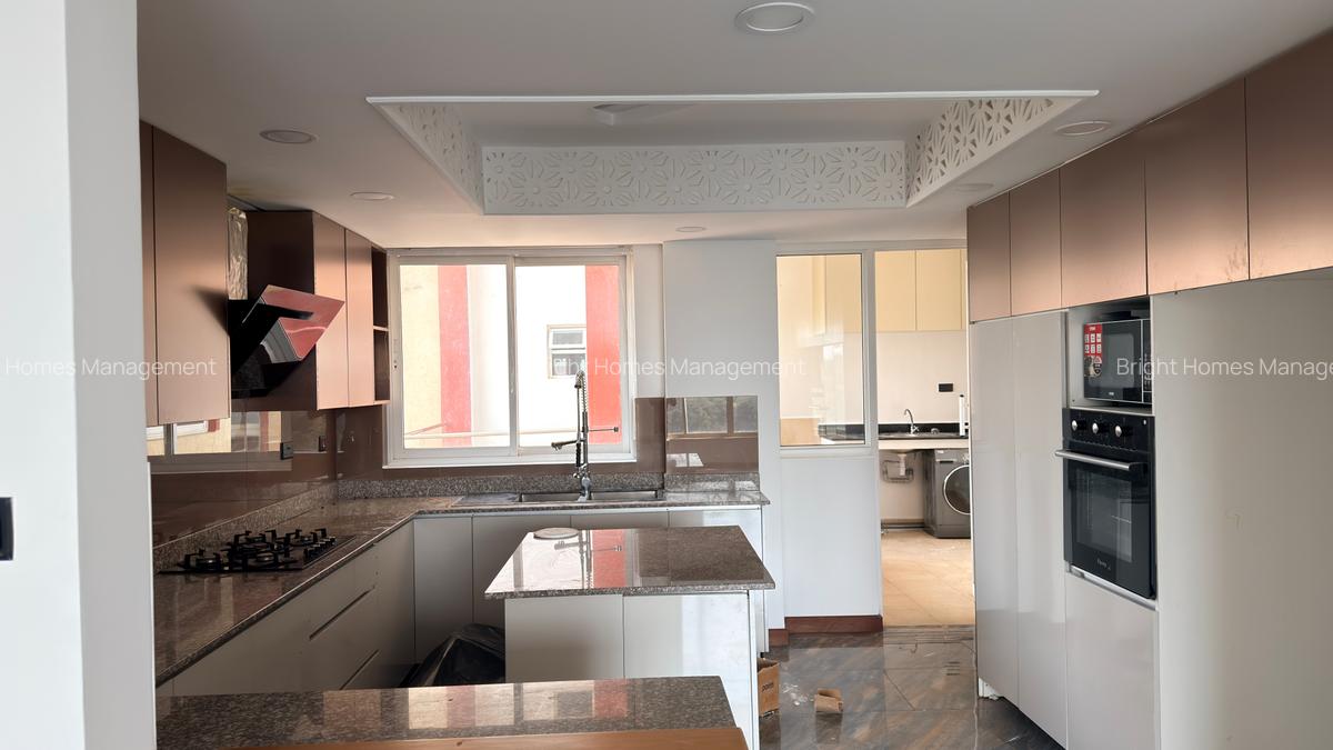 4 Bed Apartment with En Suite in Westlands Area - 6