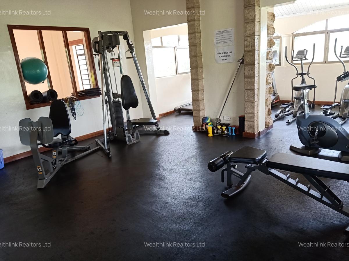 5 Bed Townhouse with En Suite at Rosslyn Redhill - 18