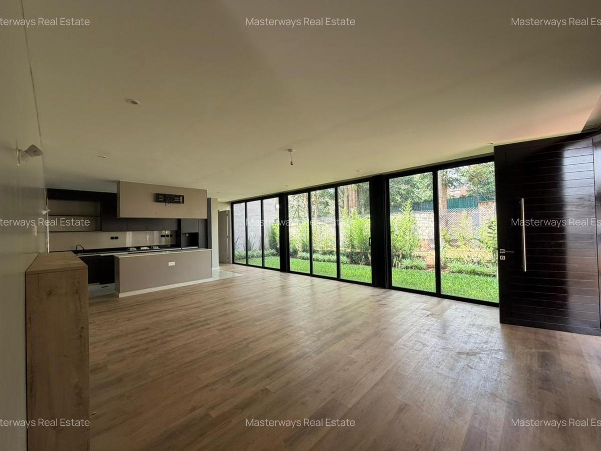 4 Bed Townhouse with En Suite in Runda - 1